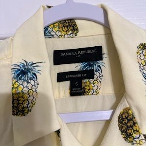 Banana Republic shirt Mens small